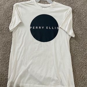Perry Ellis T shirt